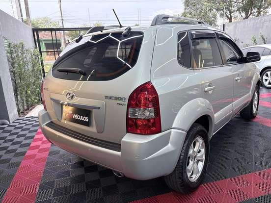 HYUNDAI-TUCSON-2.0 MPFI GLS 16V 143CV 2WD FLEX 4P AUTOMÁTICO HYUNDAI-TUCSON-2013