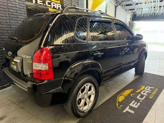 HYUNDAI-TUCSON-2.0 MPFI GLS 16V 143CV 2WD FLEX 4P AUTOMÁTICO HYUNDAI-TUCSON-2015