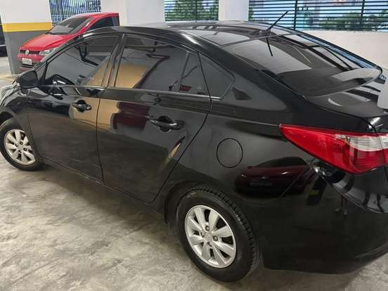 HYUNDAI-HB20S-1.6 COMFORT STYLE 16V FLEX 4P AUTOMÁTICO HYUNDAI-HB20S-2015