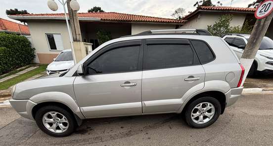 HYUNDAI-TUCSON-2008