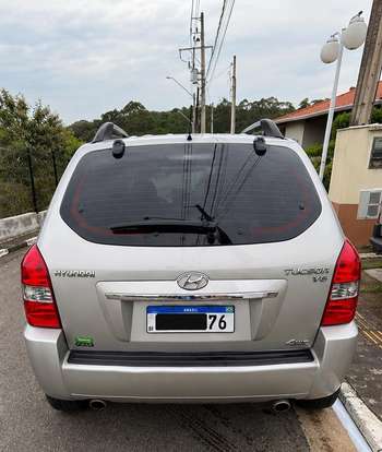 HYUNDAI-TUCSON-2008