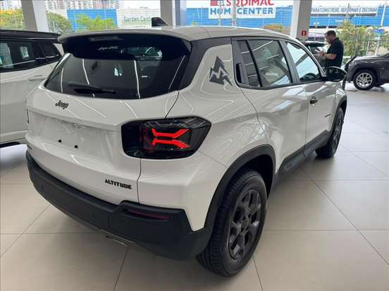 JEEP-AVENGER-2026