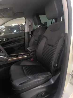 JEEP-COMMANDER-1.3 T270 TURBO FLEX LIMITED AT6 JEEP-COMMANDER-2023