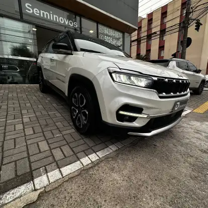 JEEP-COMMANDER-2023