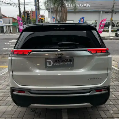 JEEP-COMMANDER-2023