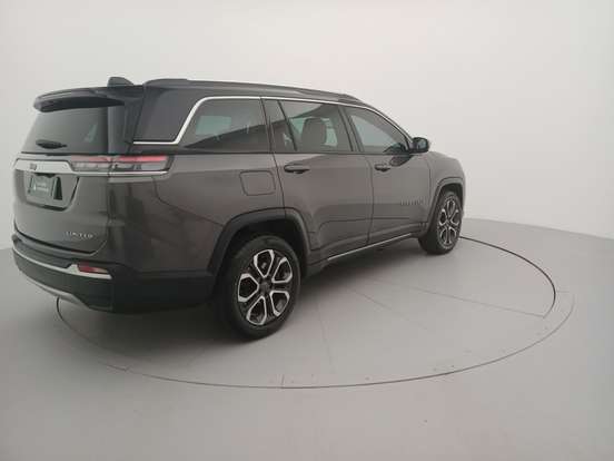 JEEP-COMMANDER-2024