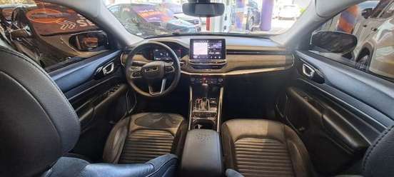 JEEP-COMMANDER-2023