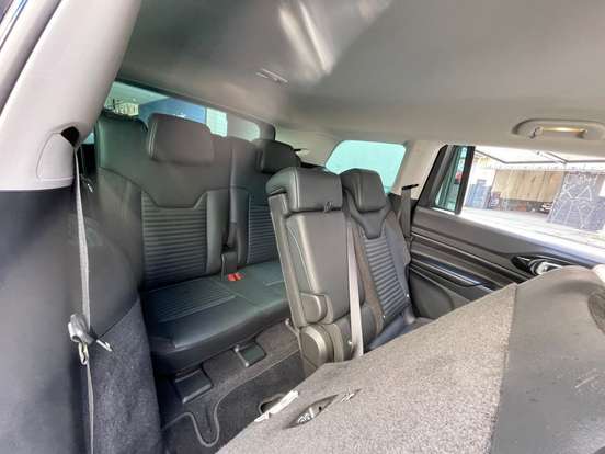 JEEP-COMMANDER-2022