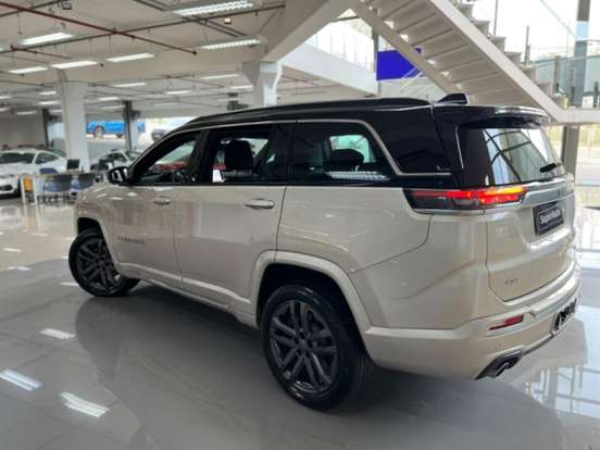 JEEP-COMMANDER-2.0 HURRICANE 4 TURBO GASOLINA OVERLAND AT9 JEEP-COMMANDER-2024