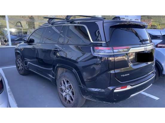 JEEP-COMMANDER-2.0 TD380 TURBO DIESEL OVERLAND AT9 JEEP-COMMANDER-2021