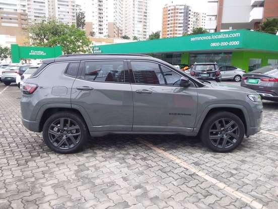 JEEP-COMPASS-2024