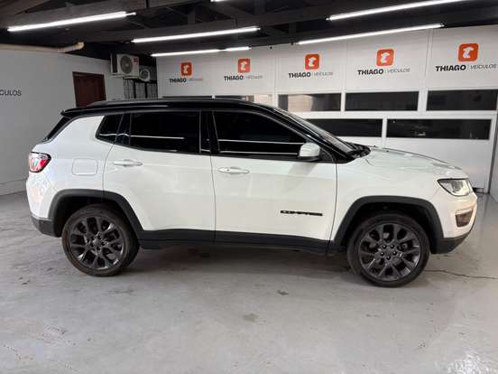 JEEP-COMPASS-2.0 16V DIESEL S 4X4 AUTOMÁTICO JEEP-COMPASS-2021