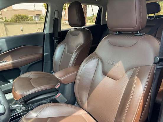 JEEP-COMPASS-2020