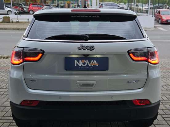JEEP-COMPASS-2.0 16V FLEX LONGITUDE AUTOMÁTICO JEEP-COMPASS-2018