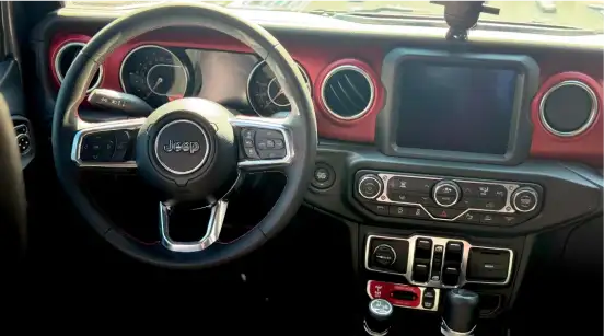 JEEP-GLADIATOR-2023