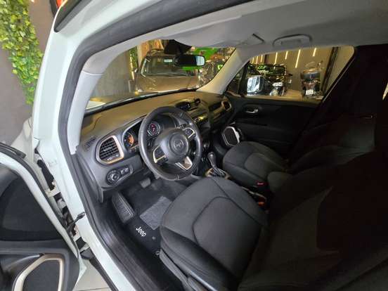 JEEP-RENEGADE-2018