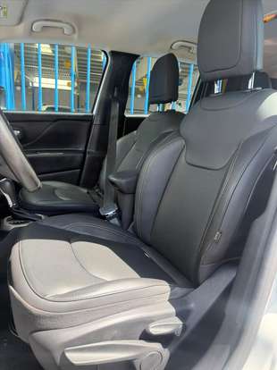 JEEP-RENEGADE-1.8 16V FLEX LONGITUDE 4P AUTOMÁTICO JEEP-RENEGADE-2016