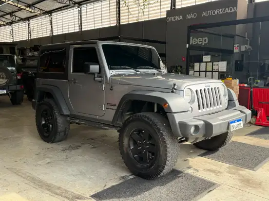 JEEP-WRANGLER-3.6 SPORT 4X4 V6 12V GASOLINA 2P AUTOMÁTICO JEEP-WRANGLER-2014