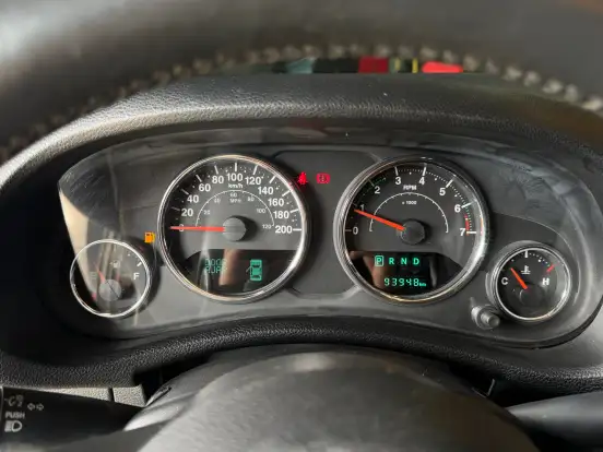 JEEP-WRANGLER-2014