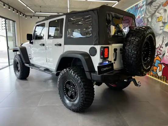 JEEP-WRANGLER-2013