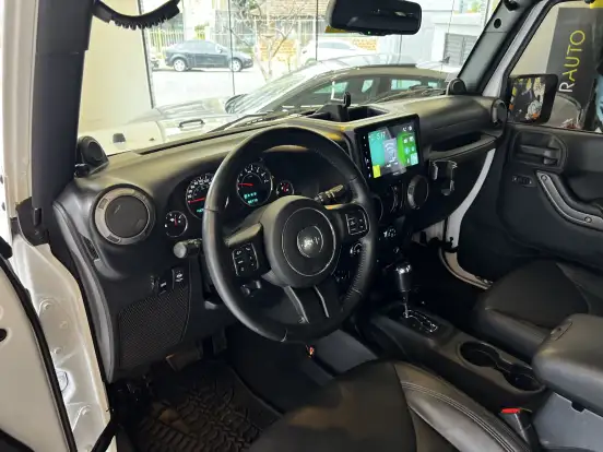 JEEP-WRANGLER-2013