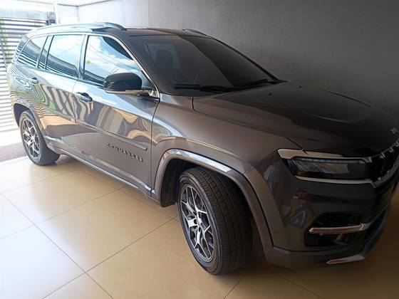 JEEP COMMANDER 1.3 T270 TURBO FLEX OVERLAND AT6