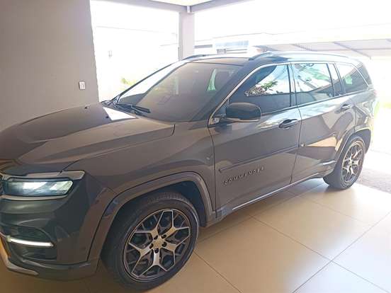 JEEP-COMMANDER-2024