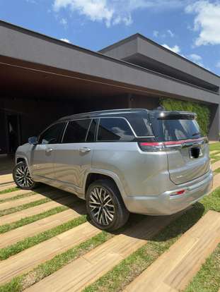 JEEP-COMMANDER-2025