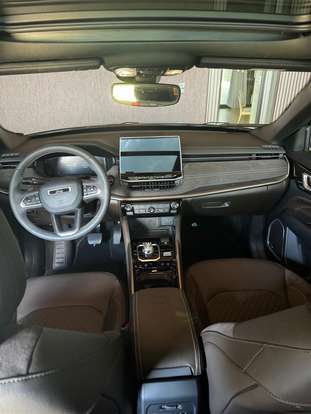 JEEP-COMMANDER-2025