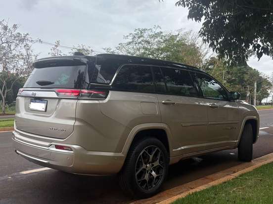 JEEP-COMMANDER-2.2 TURBO DIESEL OVERLAND AT9 JEEP-COMMANDER-2024