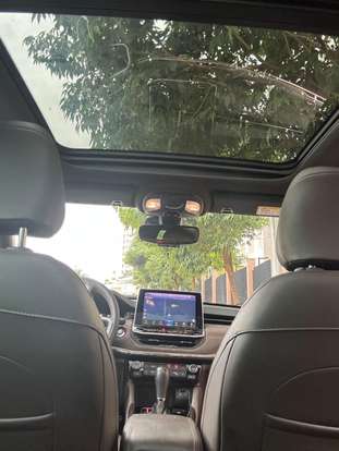 JEEP-COMMANDER-2024