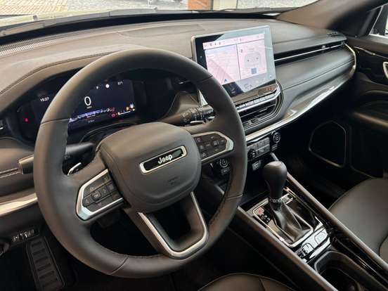 JEEP-COMPASS-2025