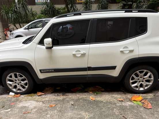 JEEP-RENEGADE-1.8 16V FLEX LONGITUDE 4P AUTOMÁTICO JEEP-RENEGADE-2016