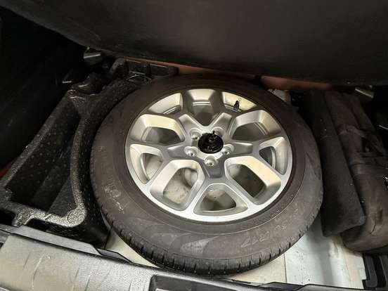JEEP-RENEGADE-1.8 16V FLEX LONGITUDE 4P AUTOMÁTICO JEEP-RENEGADE-2016