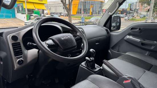 KIA-BONGO-2023