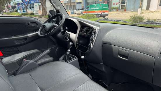 KIA-BONGO-2.5 TD DIESEL STD CS 4x4 MANUAL KIA-BONGO-2023