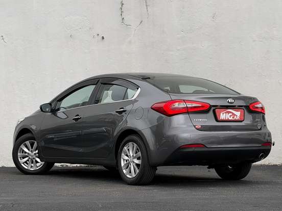 KIA-CERATO-1.6 SX 16V FLEX 4P AUTOMÁTICO KIA-CERATO-2013