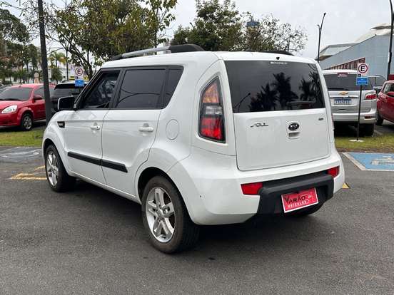 KIA-SOUL-2011