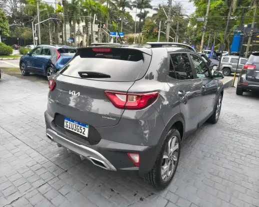 KIA-STONIC-2022