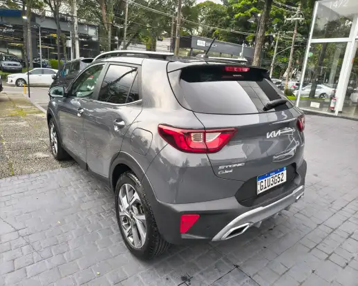 KIA-STONIC-2022