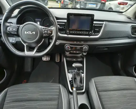 KIA-STONIC-2022