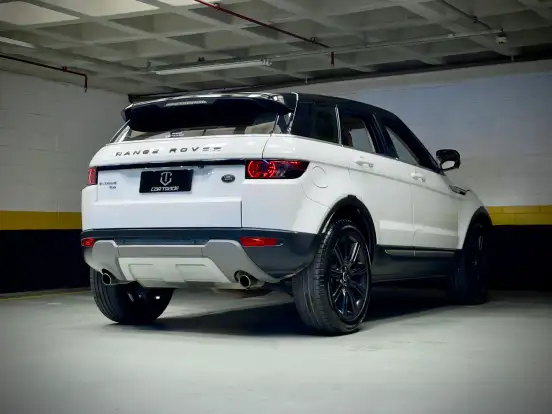 LAND ROVER-RANGE ROVER EVOQUE-2.0 PRESTIGE TECH 4WD 16V GASOLINA 4P AUTOMÁTICO LAND ROVER-RANGE ROVER EVOQUE-2013