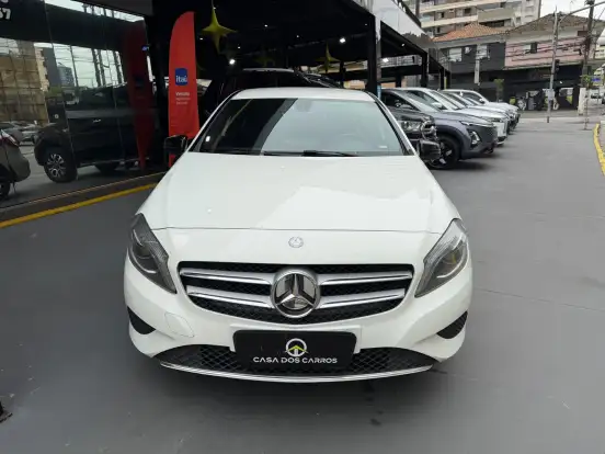 MERCEDES-BENZ-A 200-2014