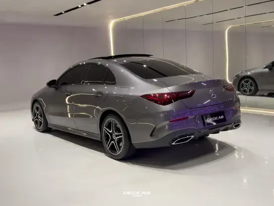 MERCEDES-BENZ-CLA 200-2024