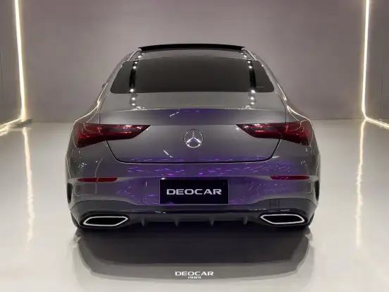 MERCEDES-BENZ-CLA 200-2024