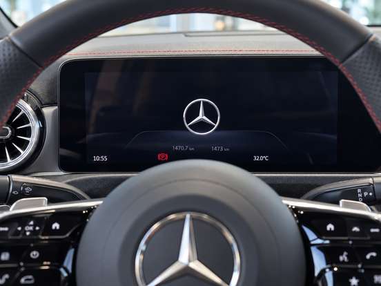 MERCEDES-BENZ-CLA 200-1.3 MHEV AMG LINE 7G-DCT MERCEDES-BENZ-CLA 200-2025