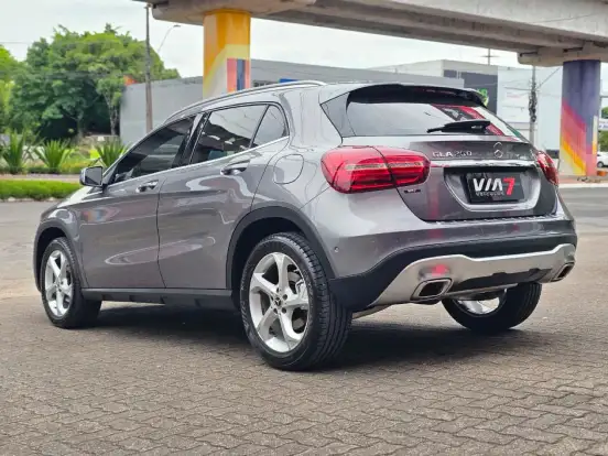 MERCEDES-BENZ-GLA 200-1.6 CGI FLEX ADVANCE 7G-DCT MERCEDES-BENZ-GLA 200-2019