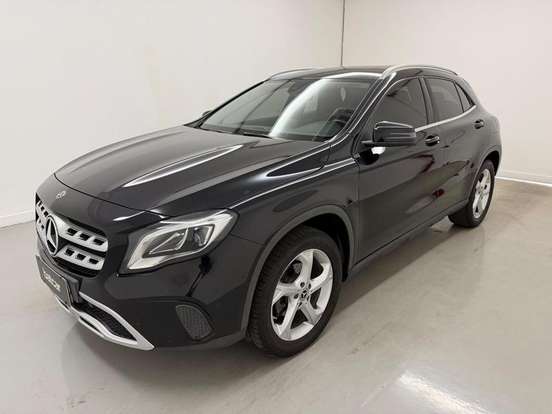 MERCEDES-BENZ-GLA 200-2019