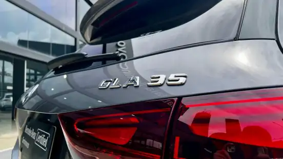 MERCEDES-BENZ-GLA 35 AMG-2.0 MHEV 4MATIC SPEEDSHIFT MERCEDES-BENZ-GLA 35 AMG-2023