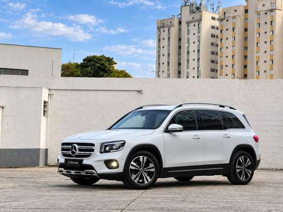MERCEDES-BENZ-GLB 200-2021